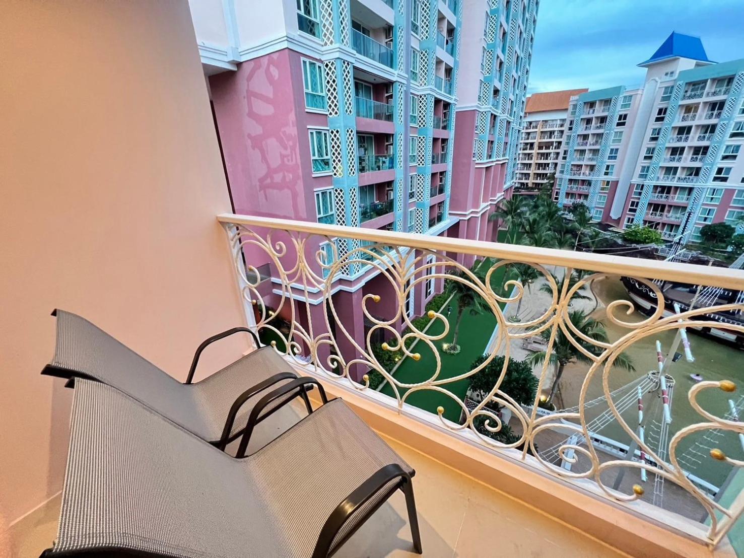 Grande Cariibbean Pattaya By Thita Aparthotel Екстериор снимка